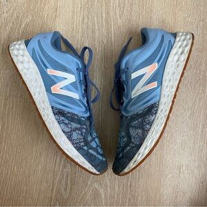 New Balance Sneakers‎